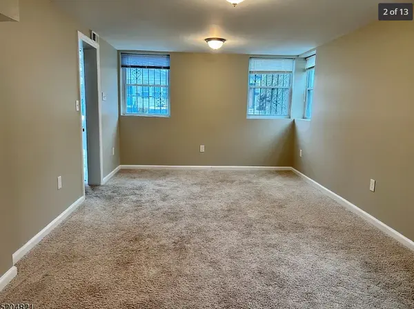 21 Lafayette Pl, Irvington, NJ 07111