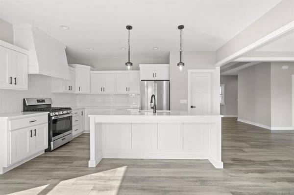 1302 Troon Ct, Auburn, IN 46706