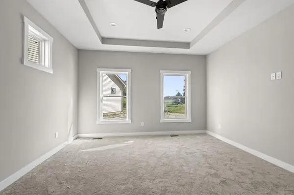 1302 Troon Ct, Auburn, IN 46706