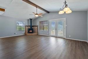 13010 Huber Rd, Seguin, TX 78155