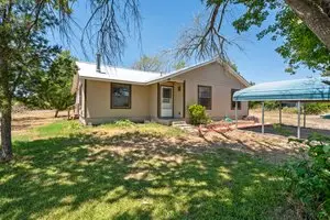 13010 Huber Rd, Seguin, TX 78155
