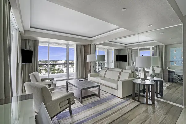 551 N Fort Lauderdale Beach Blvd, Fort Lauderdale, FL 33304, USA