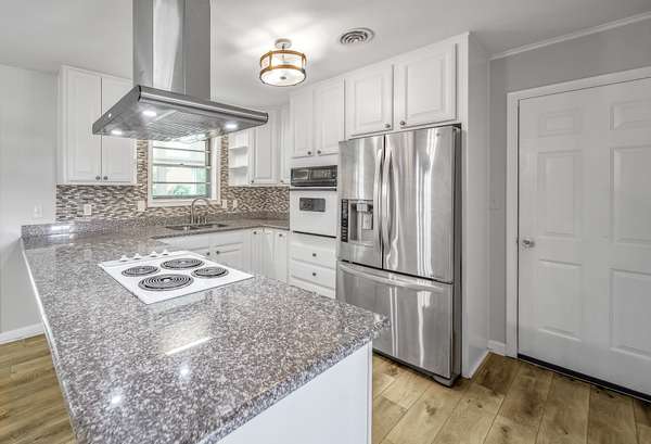 5890 Leesway Blvd Pensacola, FL 32504