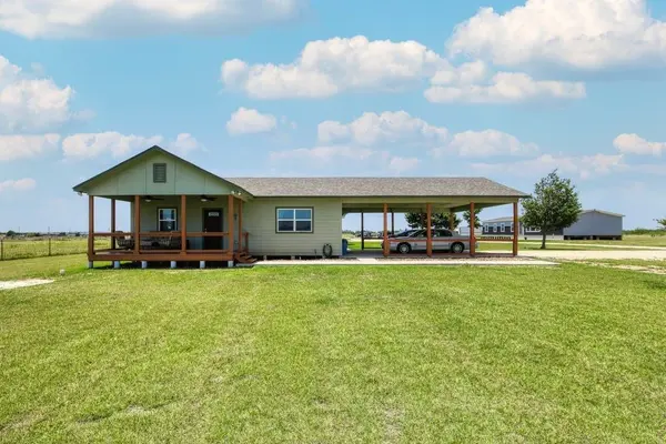 1881 CR 251 Florence, Tx 76527,