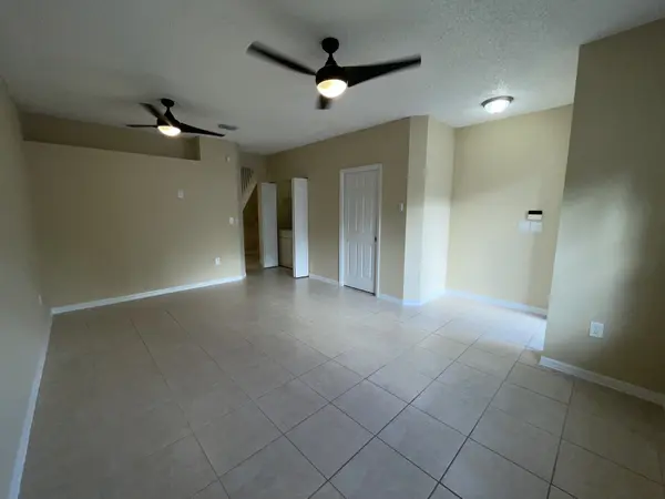 2305 SE 24th Ave, Homestead, FL 33035