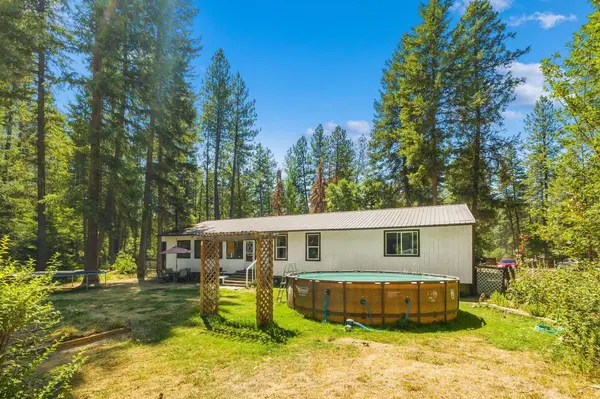 152 River Rd N, Cusick, WA 99119