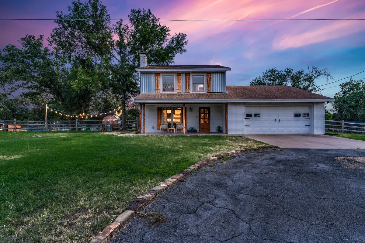 3112 Oak Ridge Dr, Horseshoe Bay, TX 78657