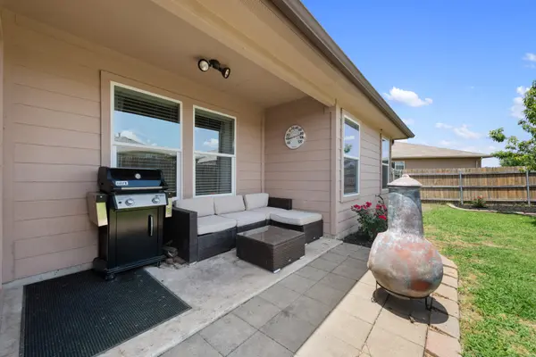 18308 Cloudmore Ln, Elgin, TX 78621