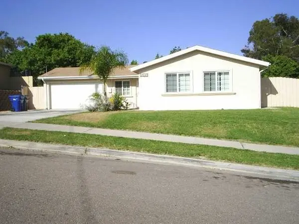 1039 Woodhaven Dr, Spring Valley, CA 91977