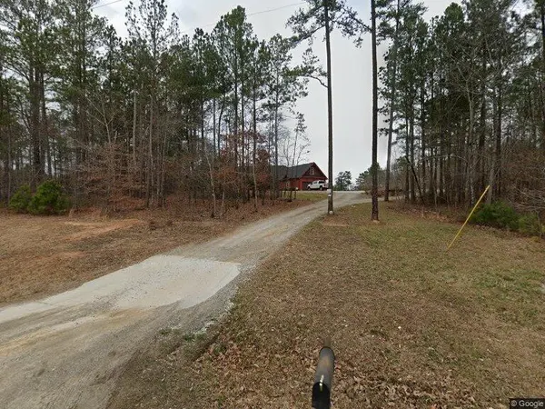 571 Mulberry Rd, Winder, GA 30680