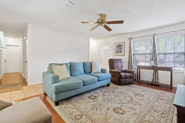 7713 Elderberry Dr, Austin, TX 78745