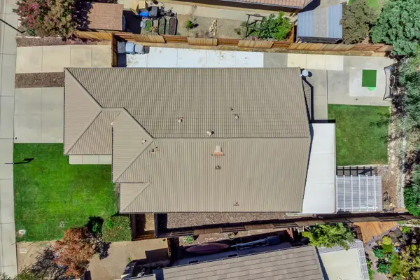 1392 Walden Dr, Folsom, CA 95630