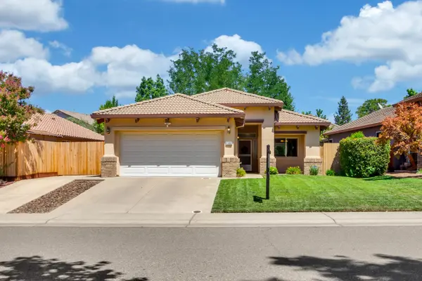 1392 Walden Dr, Folsom, CA 95630