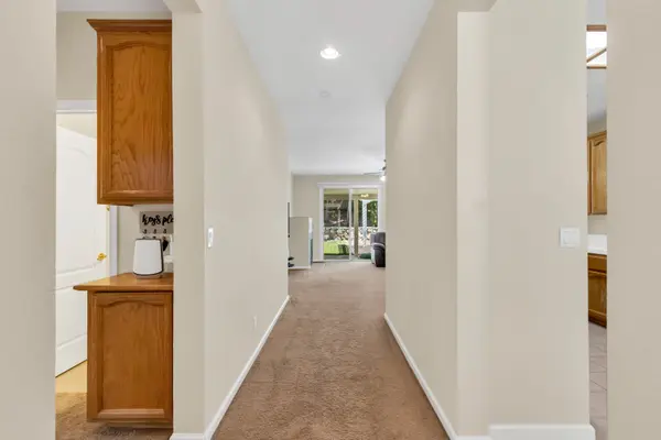 1392 Walden Dr, Folsom, CA 95630