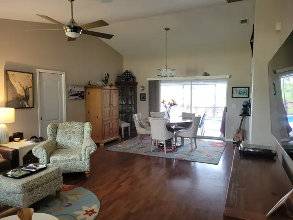 25 Sportsman Pl, Rotonda West, FL 33947