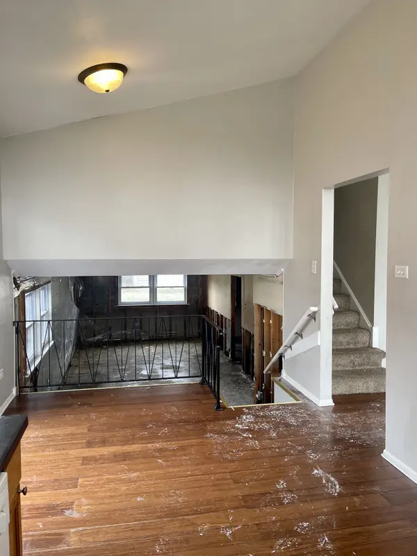 688 E 154th St, Dolton, IL 60419