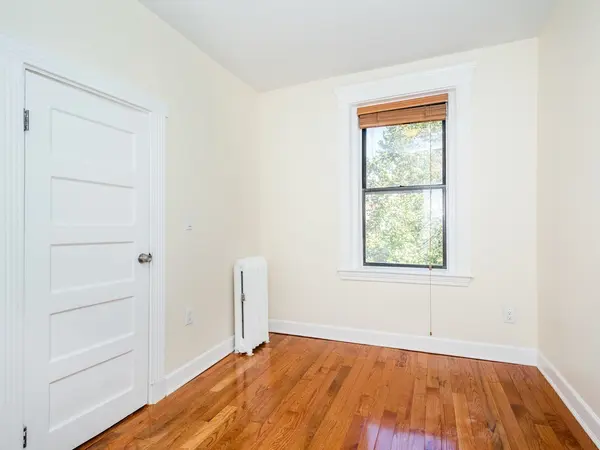 65 Burbank St #17, Boston, MA 02115
