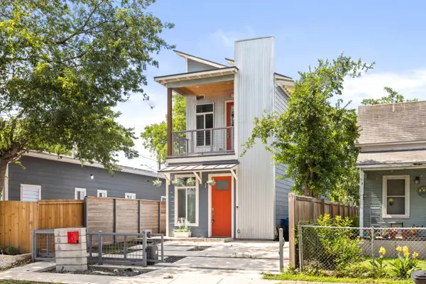 206 Pendleton Ave, San Antonio, TX 78204