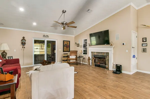 2500 Tarkiln Oak Dr, Pensacola, FL 32506