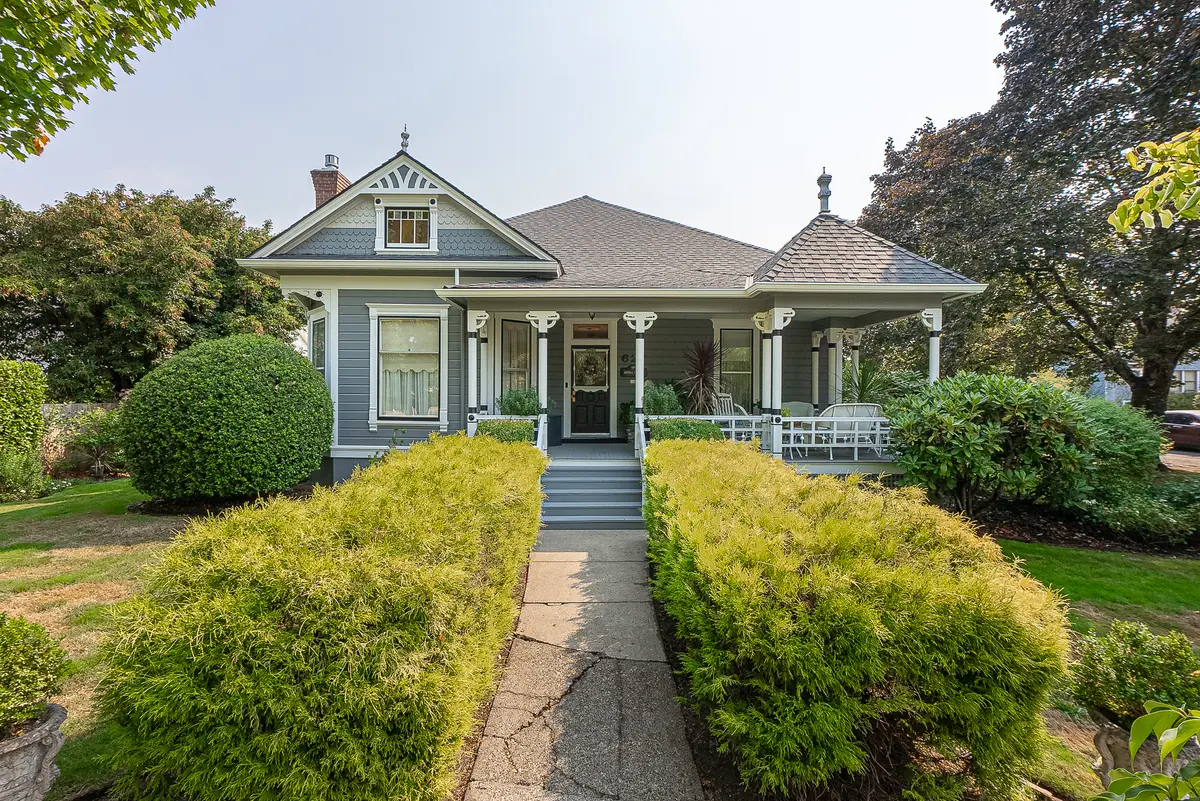 627 Broadalbin St SW, Albany, OR 97321