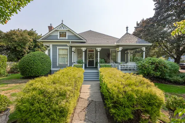 627 Broadalbin St SW, Albany, OR 97321