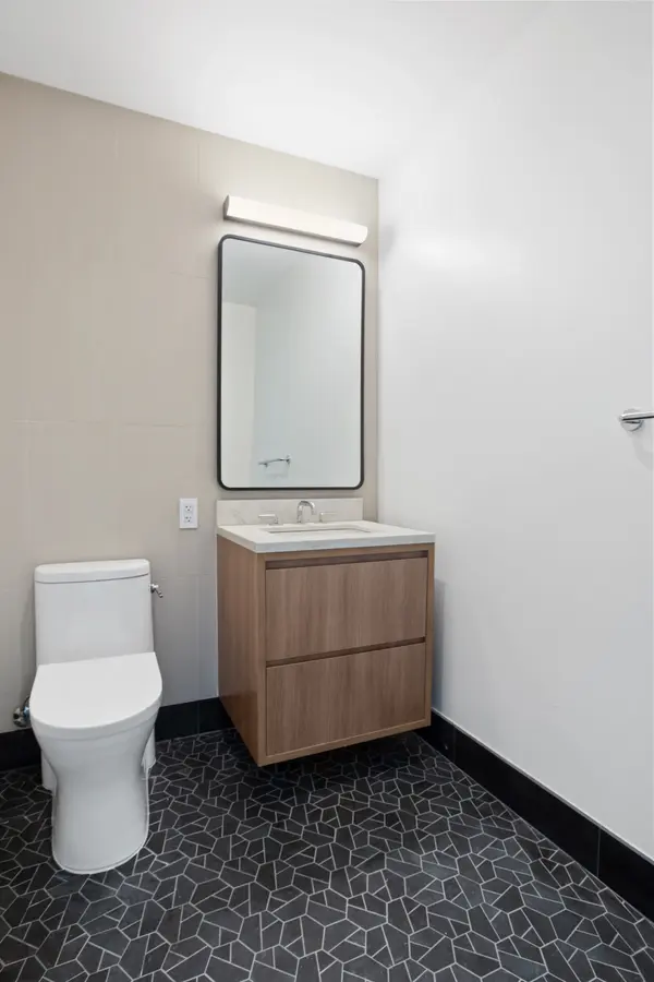 5 Lincoln Ave #1C, Bronx, NY 10454