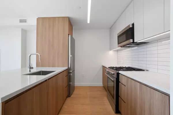 5 Lincoln Ave #1C, Bronx, NY 10454