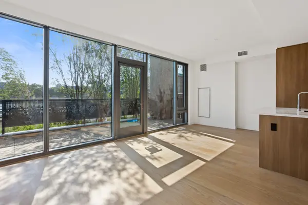 5 Lincoln Ave #1C, Bronx, NY 10454