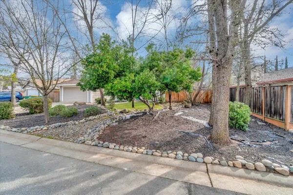1060 St Andrews Dr, El Dorado Hills, CA 95762