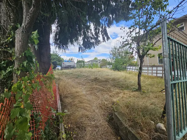 1123 Douglas Rd, Burnaby, BC V5C 4Z5