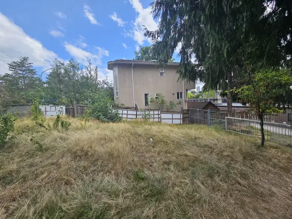 1123 Douglas Rd, Burnaby, BC V5C 4Z5