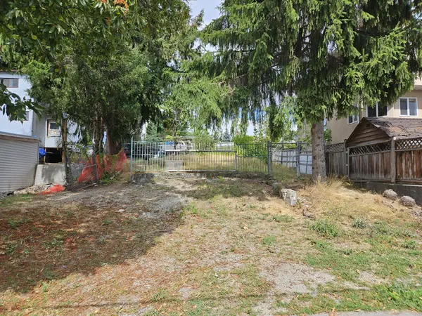 1123 Douglas Rd, Burnaby, BC V5C 4Z5