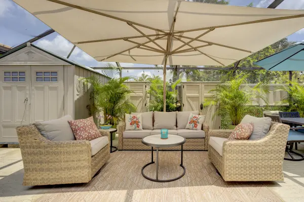 5568 Golden Eagle Cir, Palm Beach Gardens, FL 33418