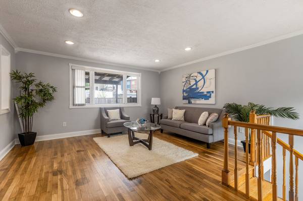 1528 W St NE, Washington, DC 20018