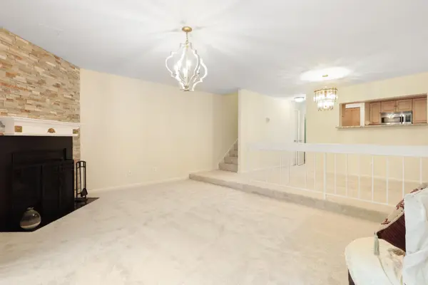 3027 Hawthorne Dr NE, Washington, DC 20017