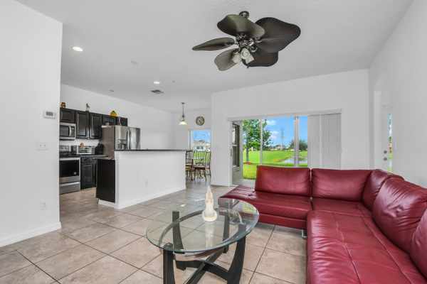 1826 PLANTATION OAK DR, Orlando Fl 32824,