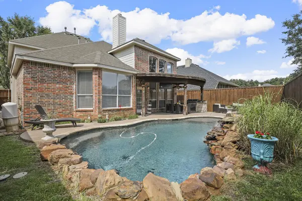 4232 Sharondale Dr, Flower Mound, TX 75022