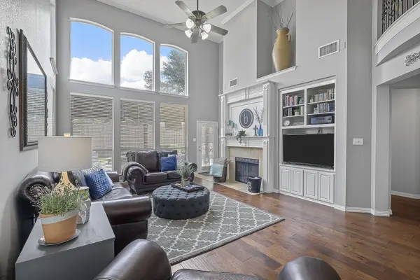4232 Sharondale Dr, Flower Mound, TX 75022
