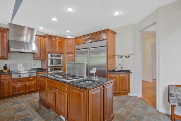 16236 Livingston Rd, Accokeek, MD 20607