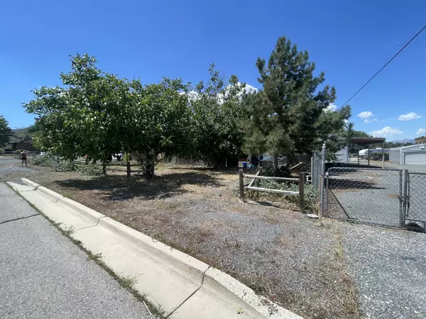 389 E Vine St, Tooele, UT 84074