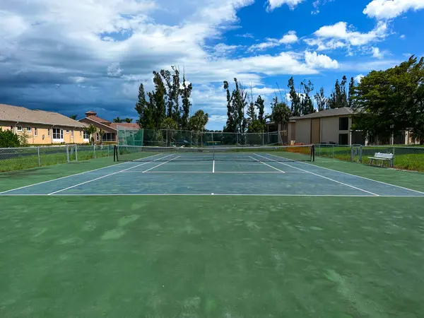 16881 Davis Rd #511, Fort Myers, FL 33908