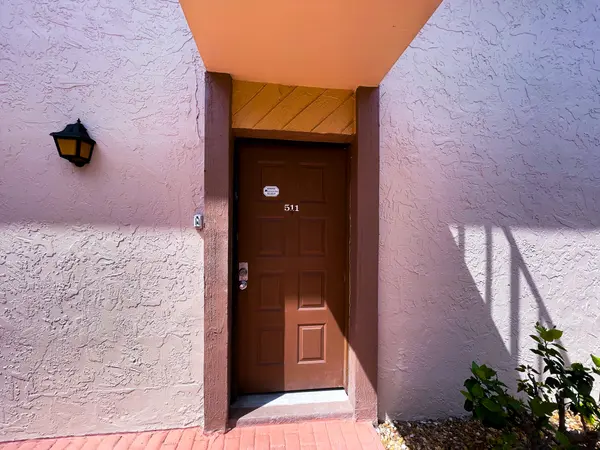16881 Davis Rd #511, Fort Myers, FL 33908