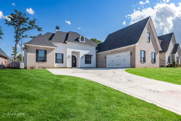 358 Newburn Ln, Shreveport, LA 71106