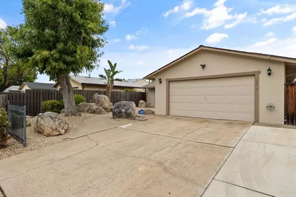 Sacramento, CA 95826,4019 Andedon Cir