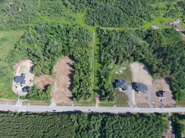 6244 Nick Adams Rd, Ottawa, ON K4P 1H2