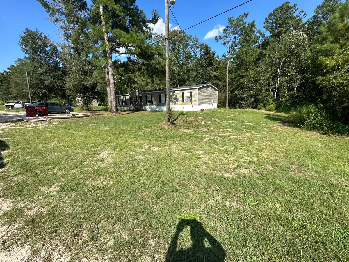 5985 Chardee Rd, Crestview, FL 32539