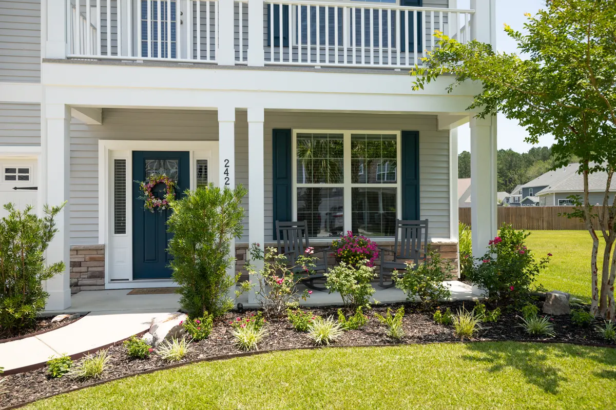 242 Saxony Loop, Summerville, SC 29486