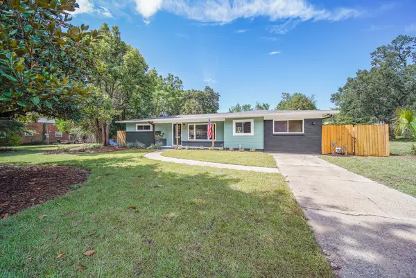 917 Kenny Dr, Pensacola, FL 32504