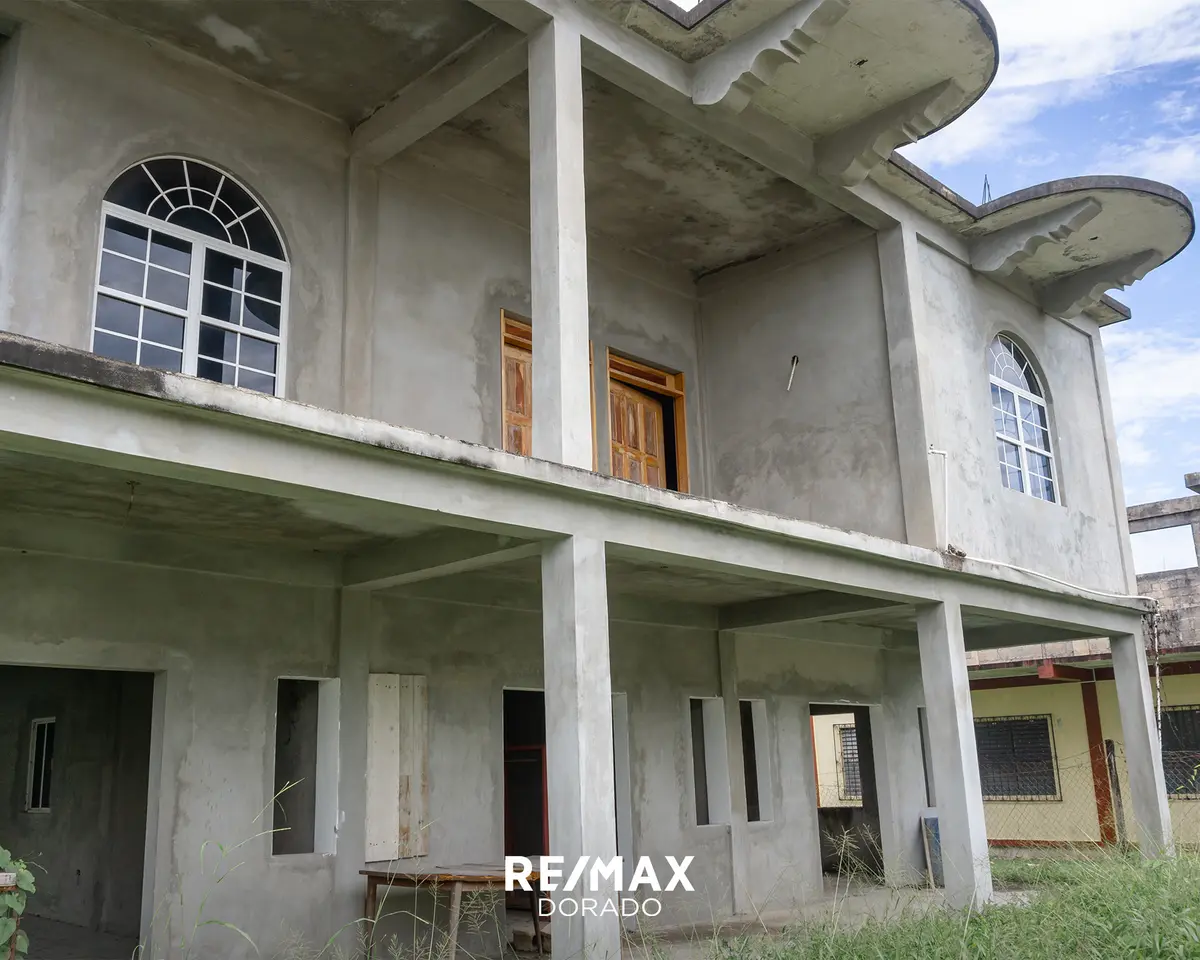 Potential Commercial/Residential Building, Punta Gorda Town,