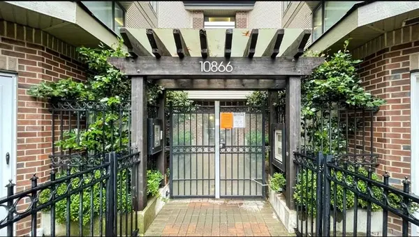 10866 City Pkwy #113, Surrey, BC V3T 5W9